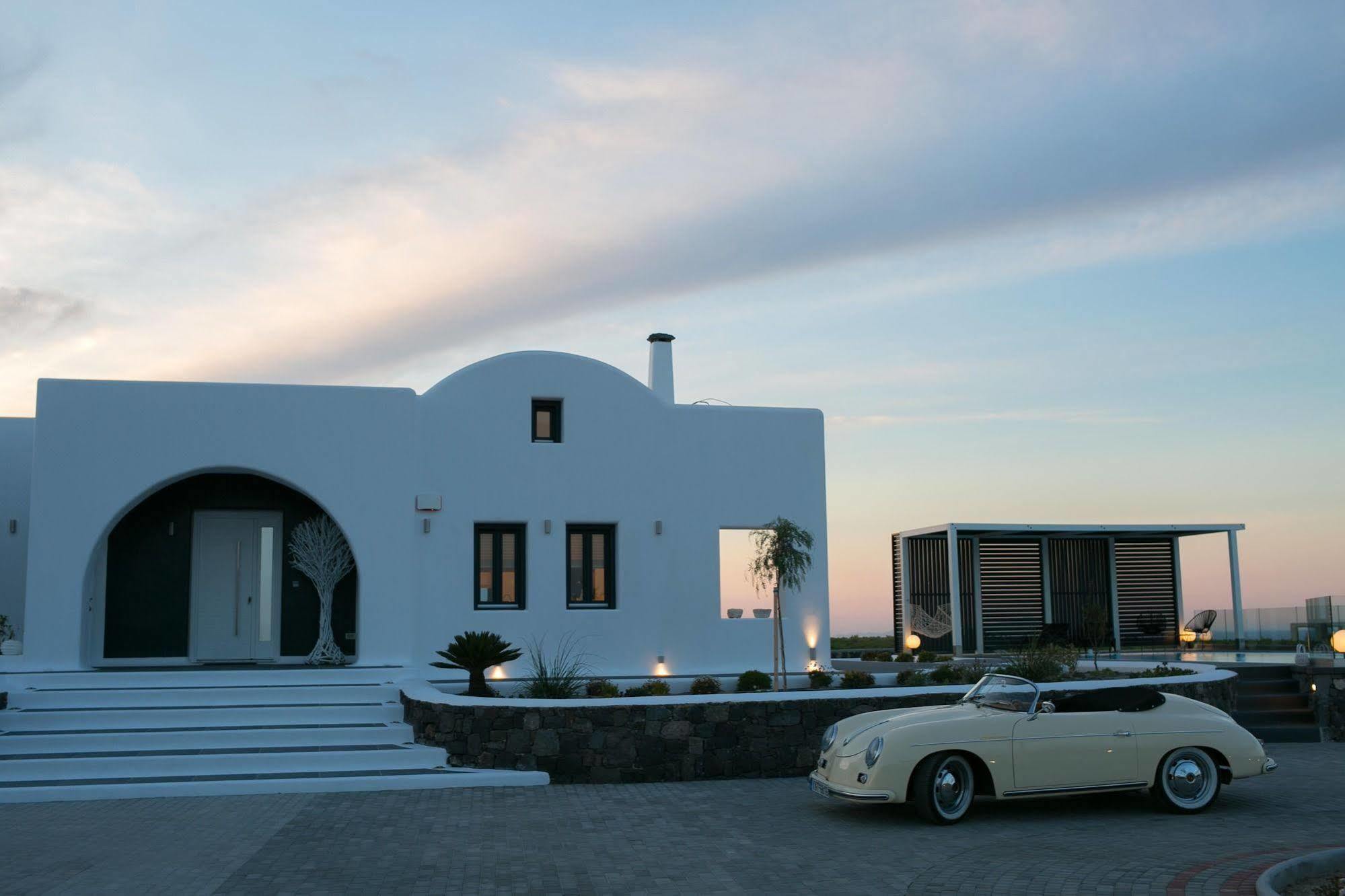 Villa Zafira Karterados (Santorini)